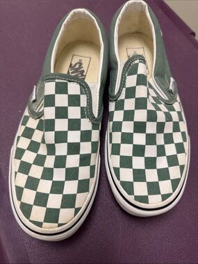 Checkered Vans Sz. 7 women’s, Men’s 5.5 ~ Used
